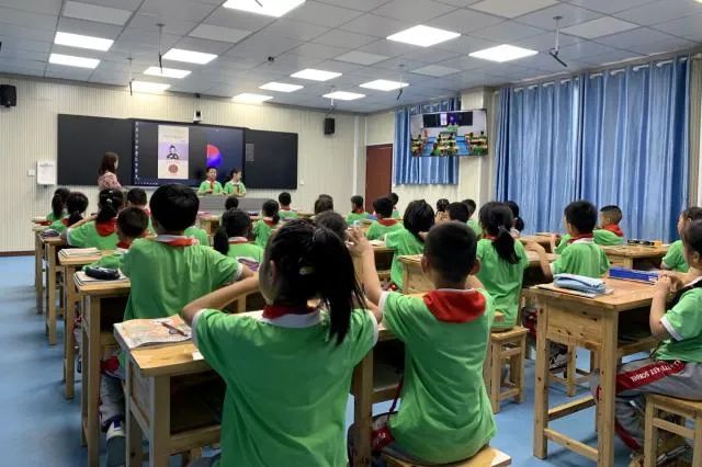 【學(xué)習(xí)強(qiáng)國】央企教育幫扶 | 中國國新：從“三個課堂”出發(fā)，用心丈量教育均衡的最后一公里